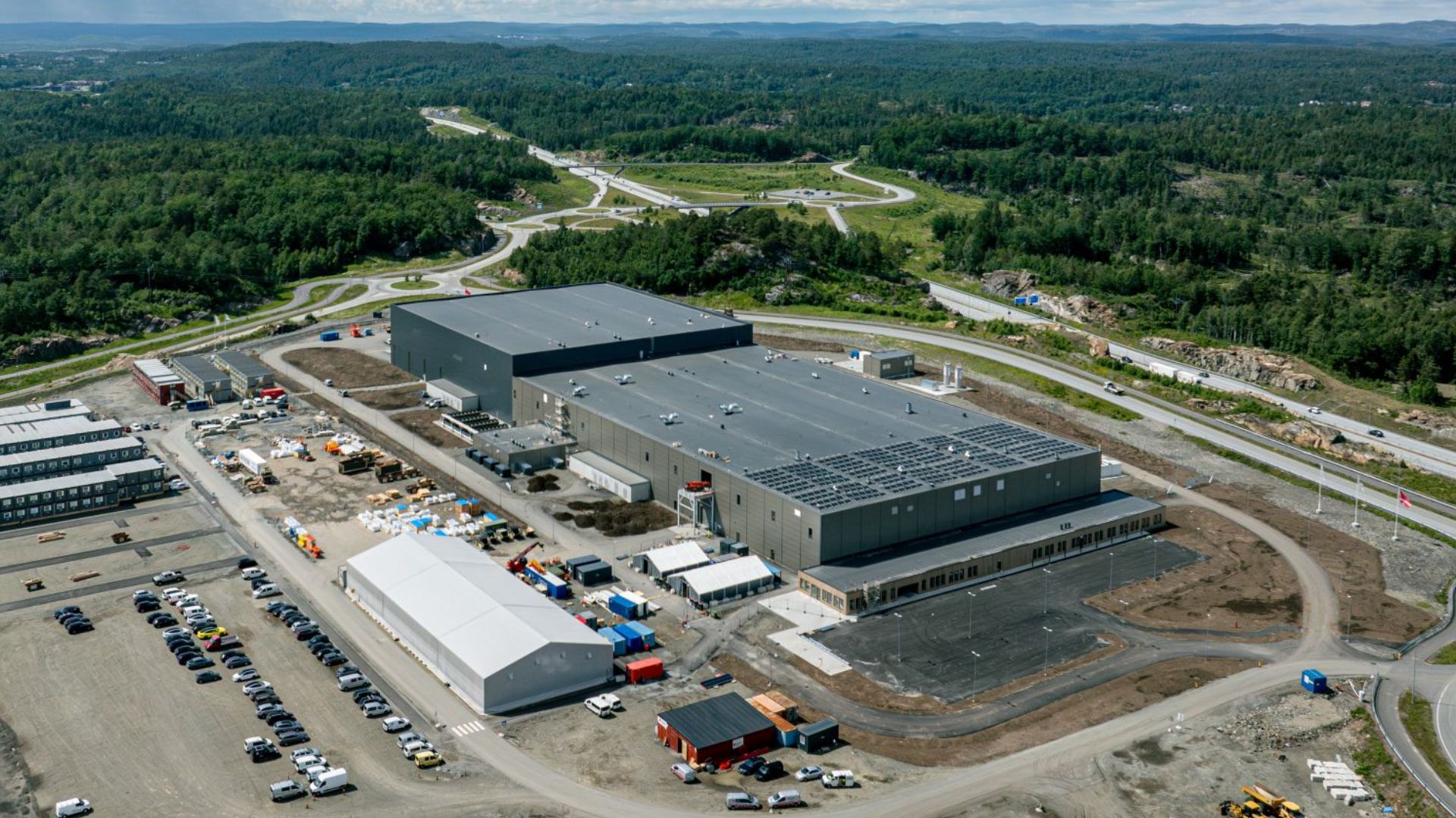 Norway's PM inaugurates Europe's first gigawatt battery factory