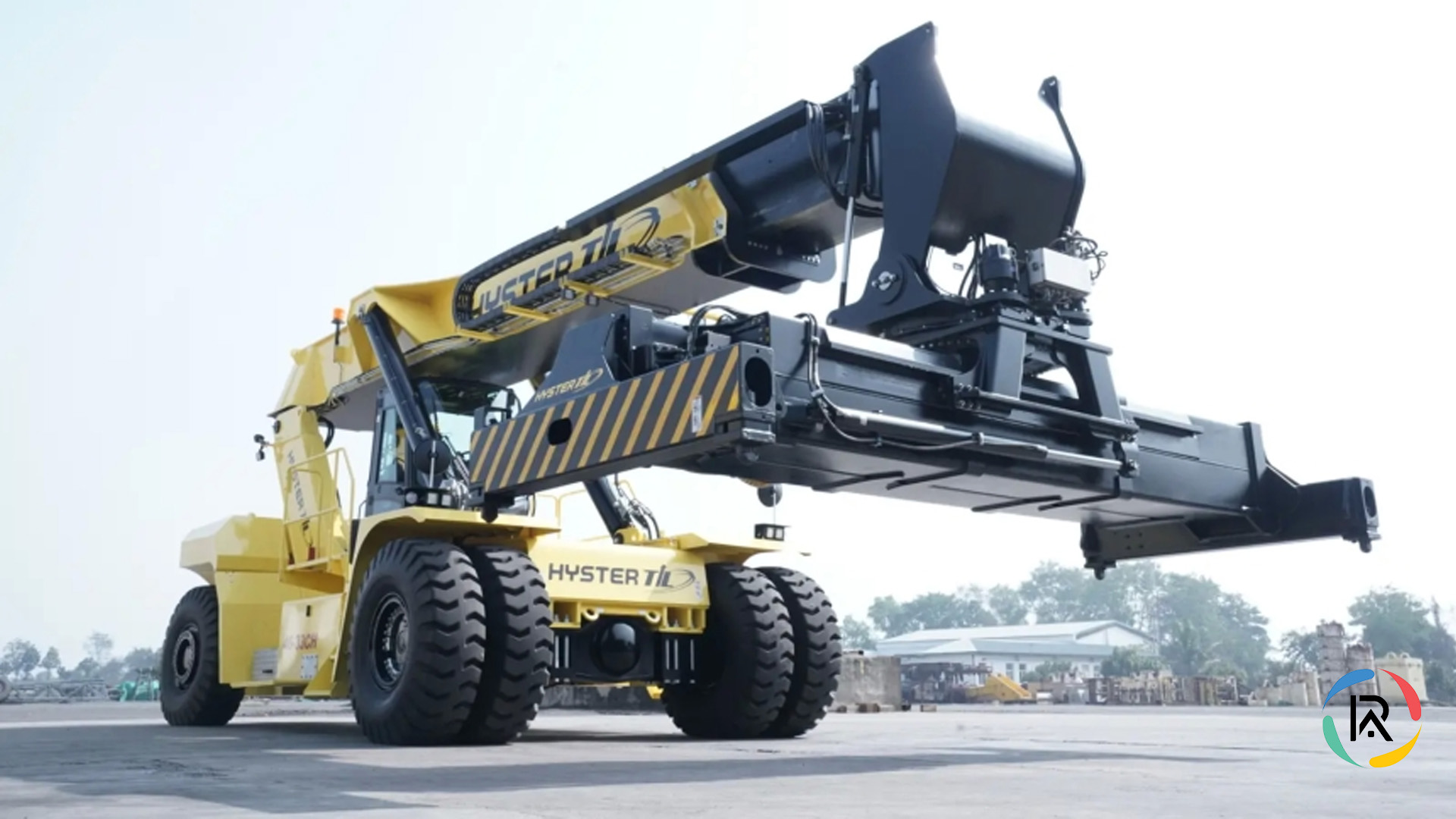 TIL Limited Rolls out 400th Hyster-TIL ReachStacker 