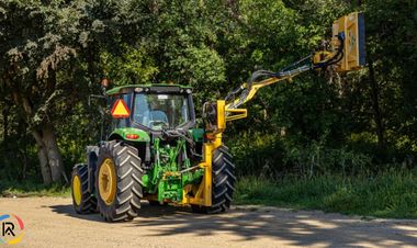 Diamond Mowers Unveils Redesigned Mid-Mount Mower 