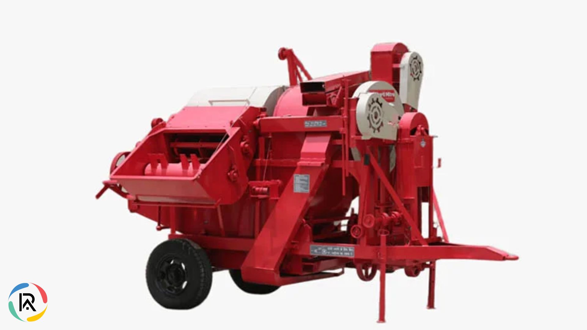 Mahindra Unveils Tractor-Powered Groundnut Thresher