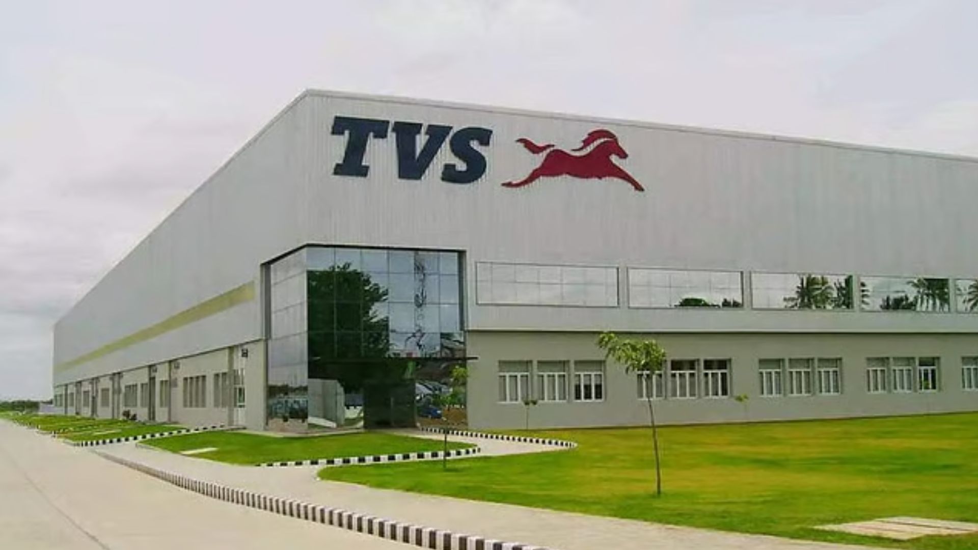 TVS Motor, ALT Mobility Team Up to Deploy 3,000 EV Three-Wheelers