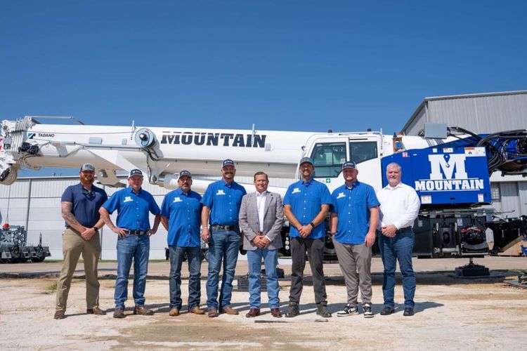 Mountain Crane Becomes Tadano Distributor NW USA