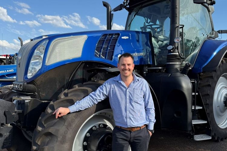 New Holland T7 HD Tractors Get 3m CTF Option