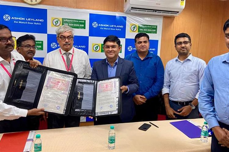 Ashok Leyland Partners with Tamil Nadu Grama Bank for Vehicle Financing