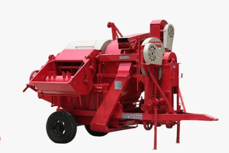 Mahindra Unveils Tractor-Powered Groundnut Thresher