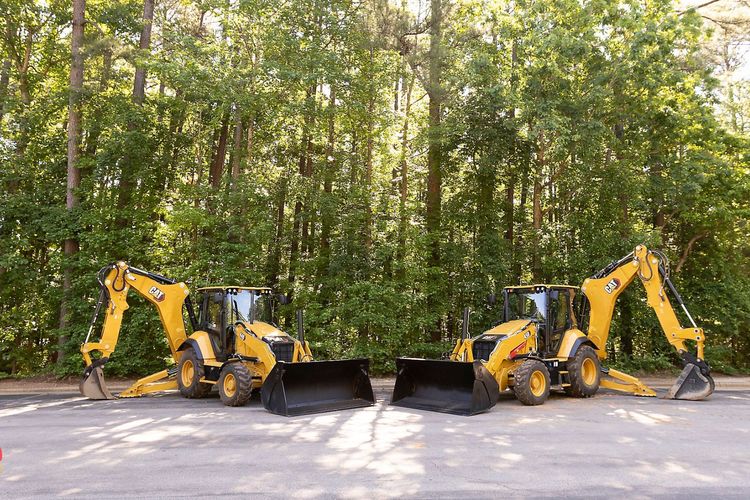 Caterpillar Unveils Next-Gen 440 and 450 Backhoe Loaders 