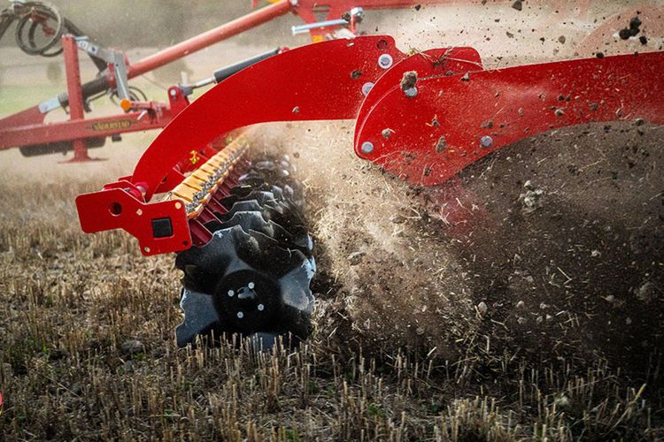 Vaderstad Unveils Front Tool for Carrier and Cultivators 