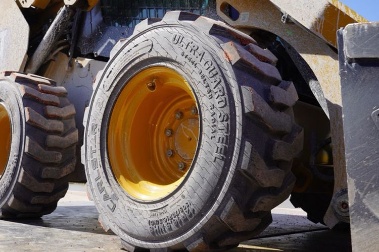 Titan Launches Ultra Guard Steel Skid Steer Tire