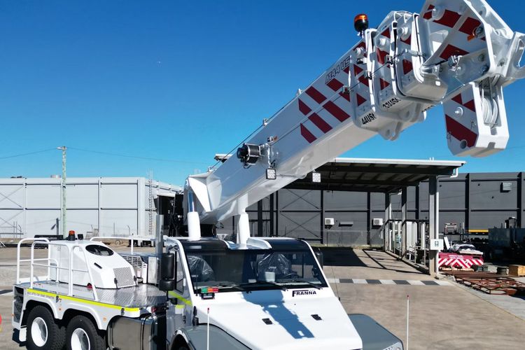 Franna Launches Largest Pick-and-Carry Crane in North America