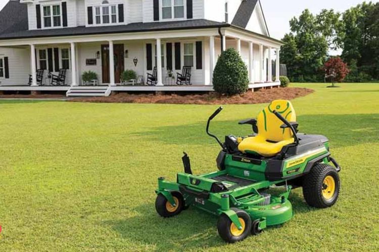 John Deere Launches Z370RS Electric ZTrak Mower 