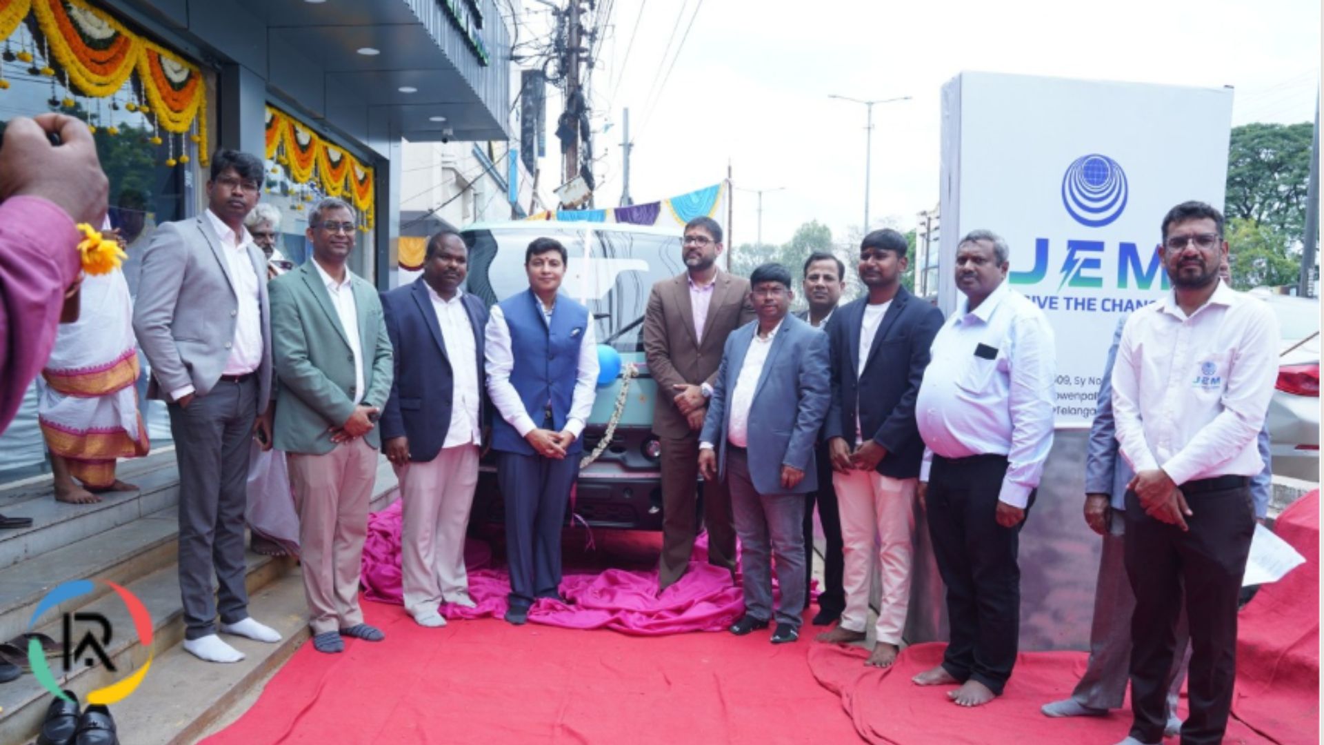 Jupiter Electric Mobility (JEM) Opens First Showroom in Hyderabad