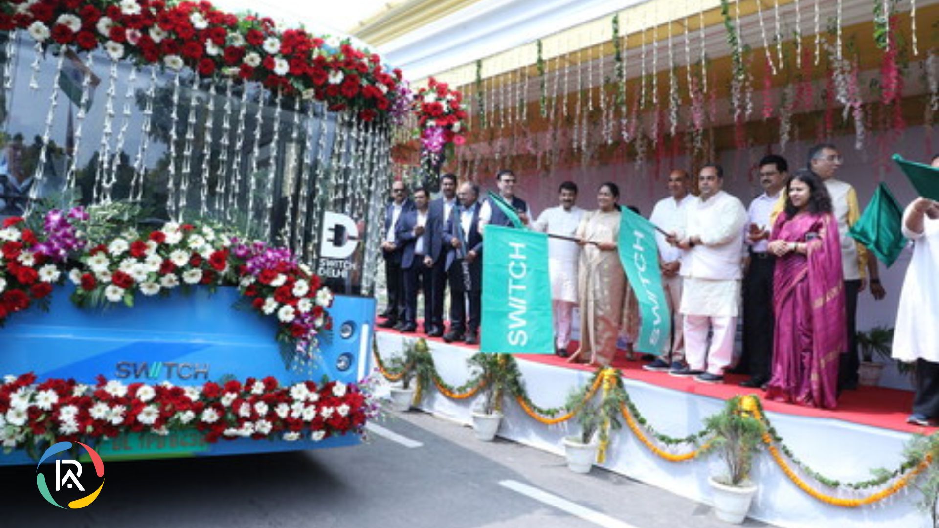 Switch Mobility begins Delivery of 950 EiV12 Electric Buses to Delhi