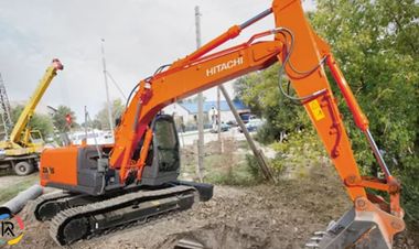 Hitachi, Komatsu Face North America Sales Drop on Tariffs