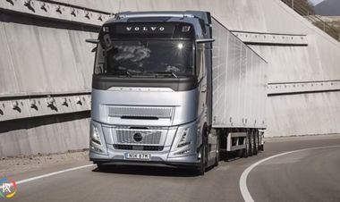 Volvo Trucks launches stop/start engine technology
