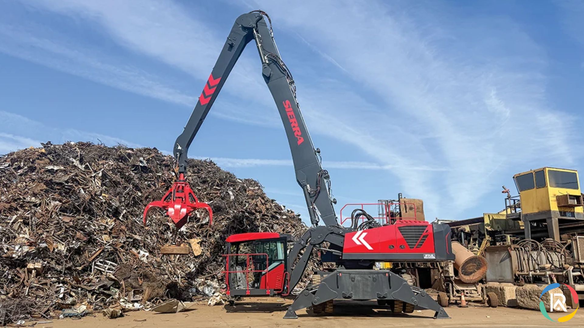 Sierra International Introduces Fly-Cab Material Handler