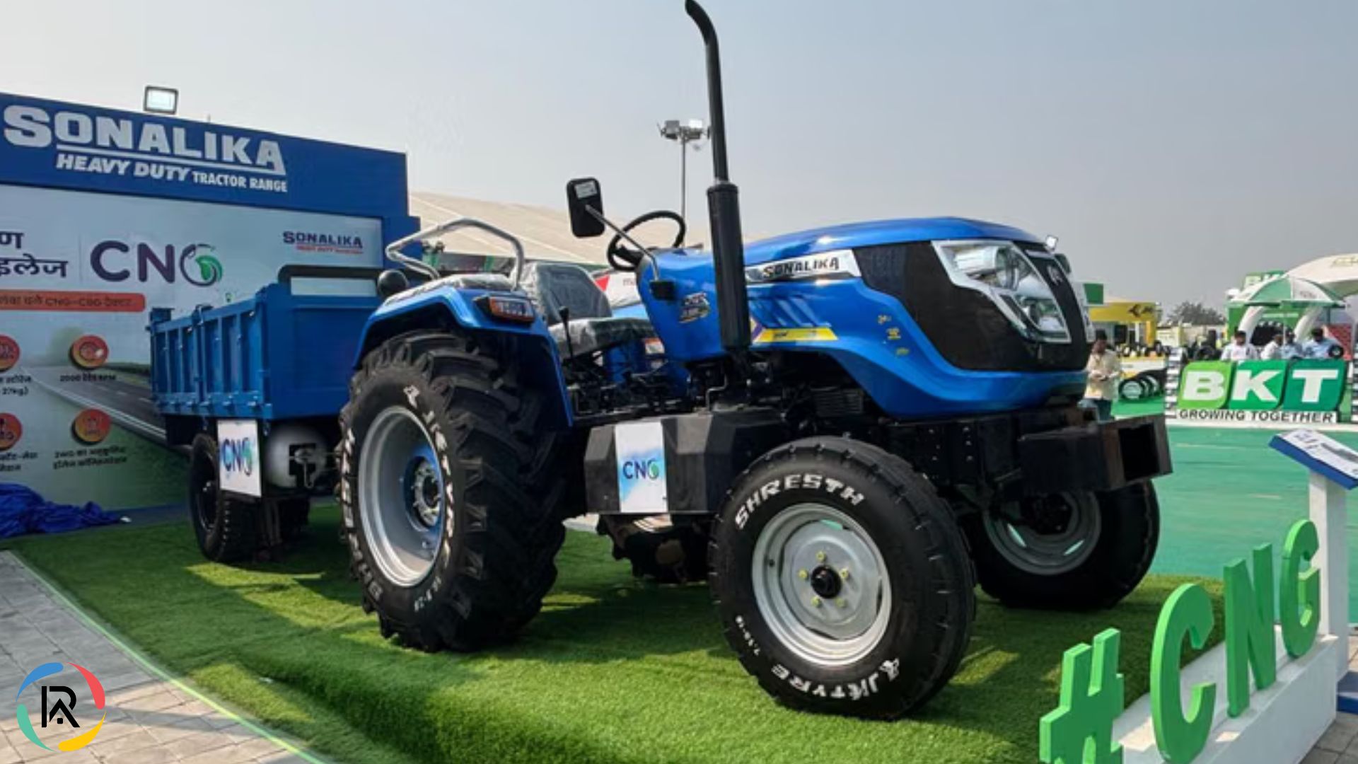 Sonalika Launches First CNG/CBG Tractor at Agrovision 2025