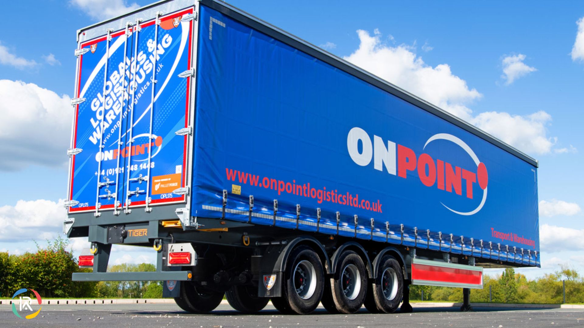 Tiger Trailers Delivers Curtainsiders trailers to Onpoint Logistics Fleet 