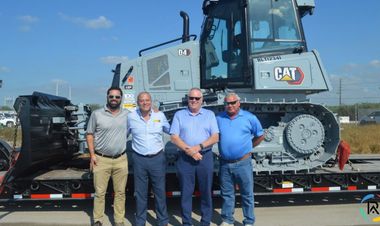 Kelly Tractor Delivers Cat Centennial D4 Dozer to Ryan Inc.