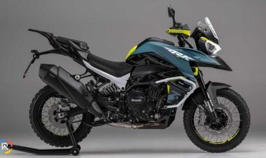 Benelli TRK 902 Stradale Unveiled