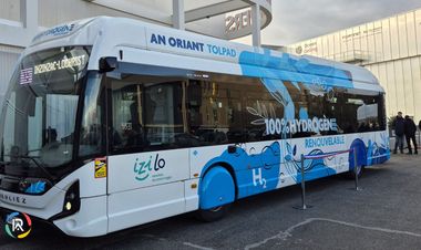 Iveco delivers first hydrogen city bus to Lorient