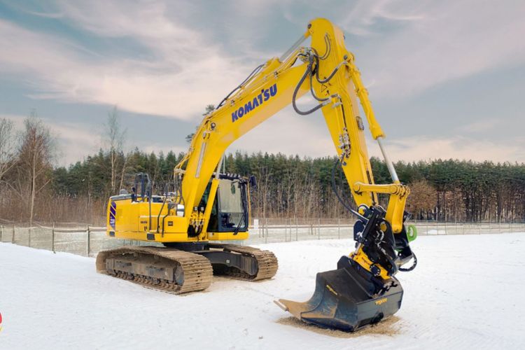 Komatsu Partnership Engcon to Boost Excavator Tiltrotators