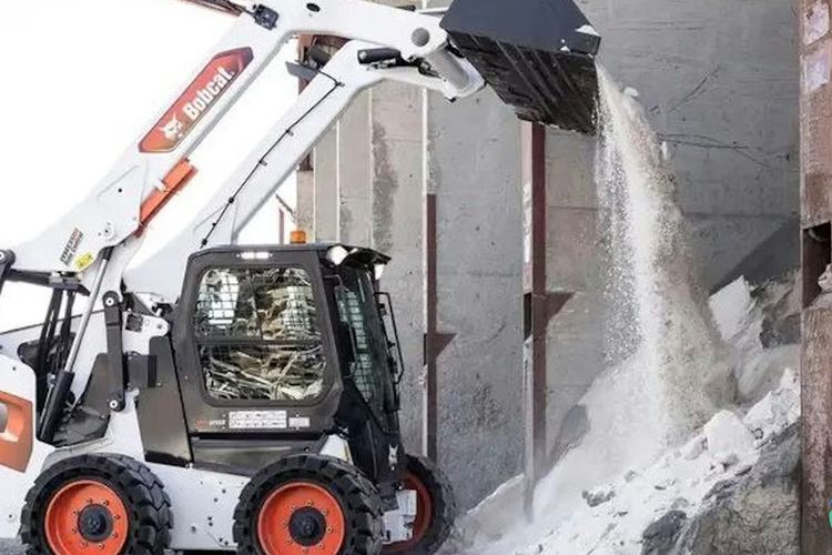 Ignite Unveils 80-Inch Severe-Duty Bucket for Skid Steers