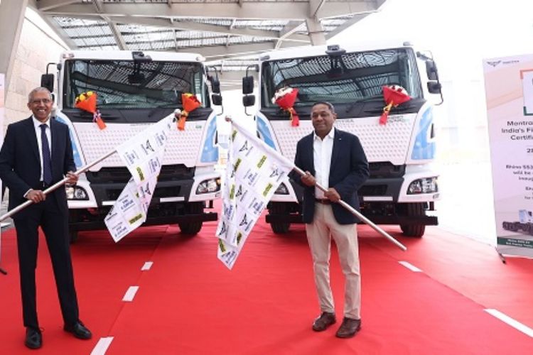 Montra Electric Delivers PM E-Drive EV Truck