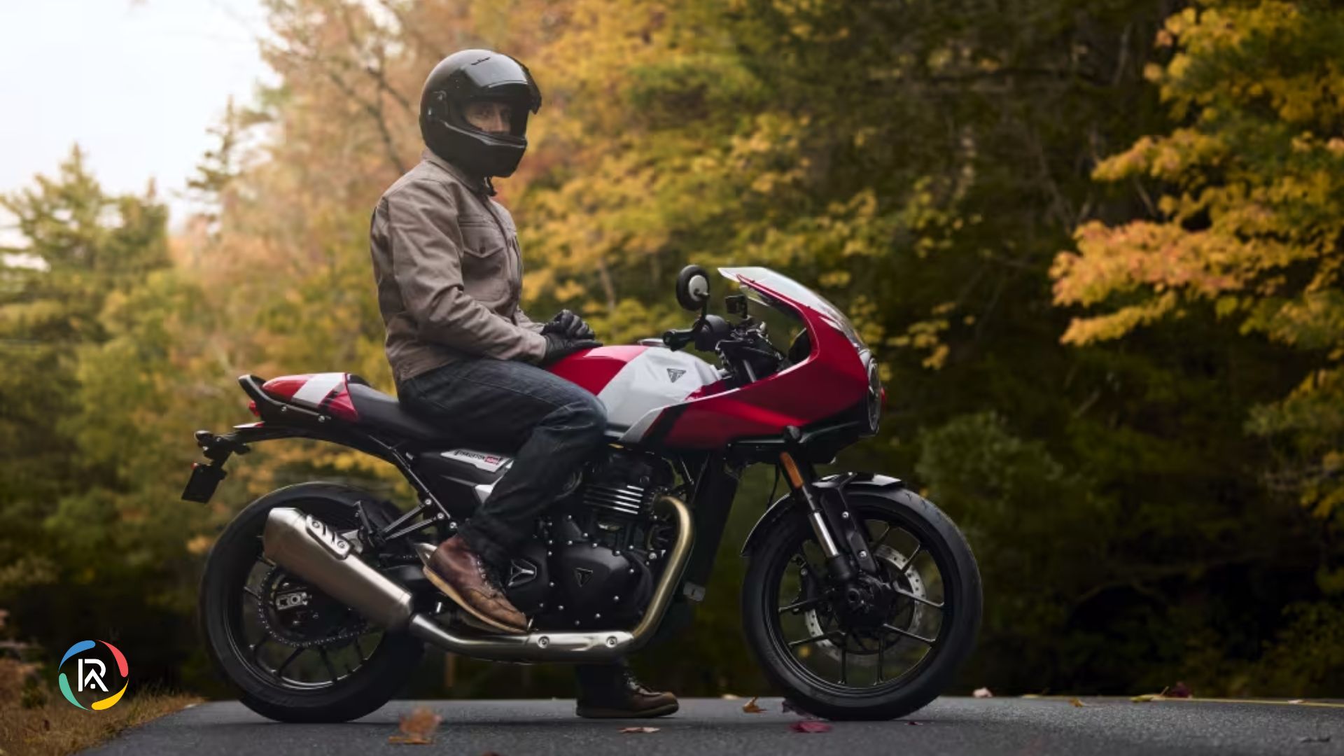 Triumph Launches Thruxton 400 and Tracker 400 in New Zealand